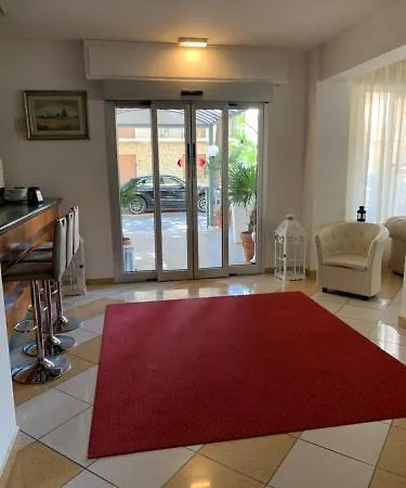 酒店 Elsa Rooms 米兰马瑞提那