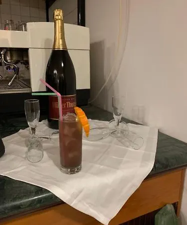 Elsa Rooms 米兰马瑞提那